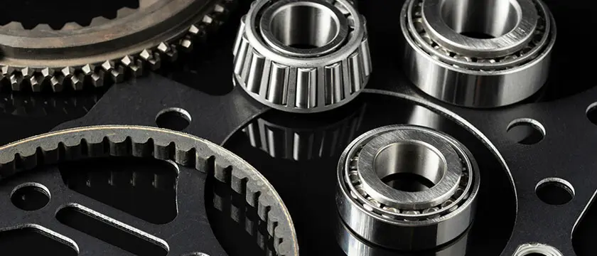 Precision machining and automated production lines at an auto parts factory in Ningbo, China